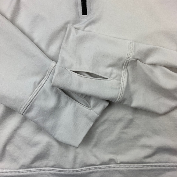 🎉SOLD🎉VS Pink Medium Victoria’s Secret Pullover - Picture 8 of 8